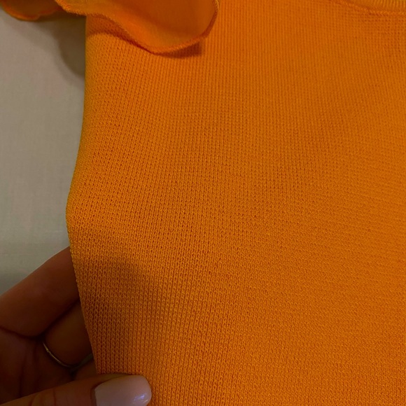 Zara cropped top with chiffon flowy sleeves - Picture 2 of 3